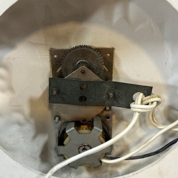 VTG Hand Painted Ceramic Wall Clown Working Clock Decor 13"x9.5" - Picture 9 of 16